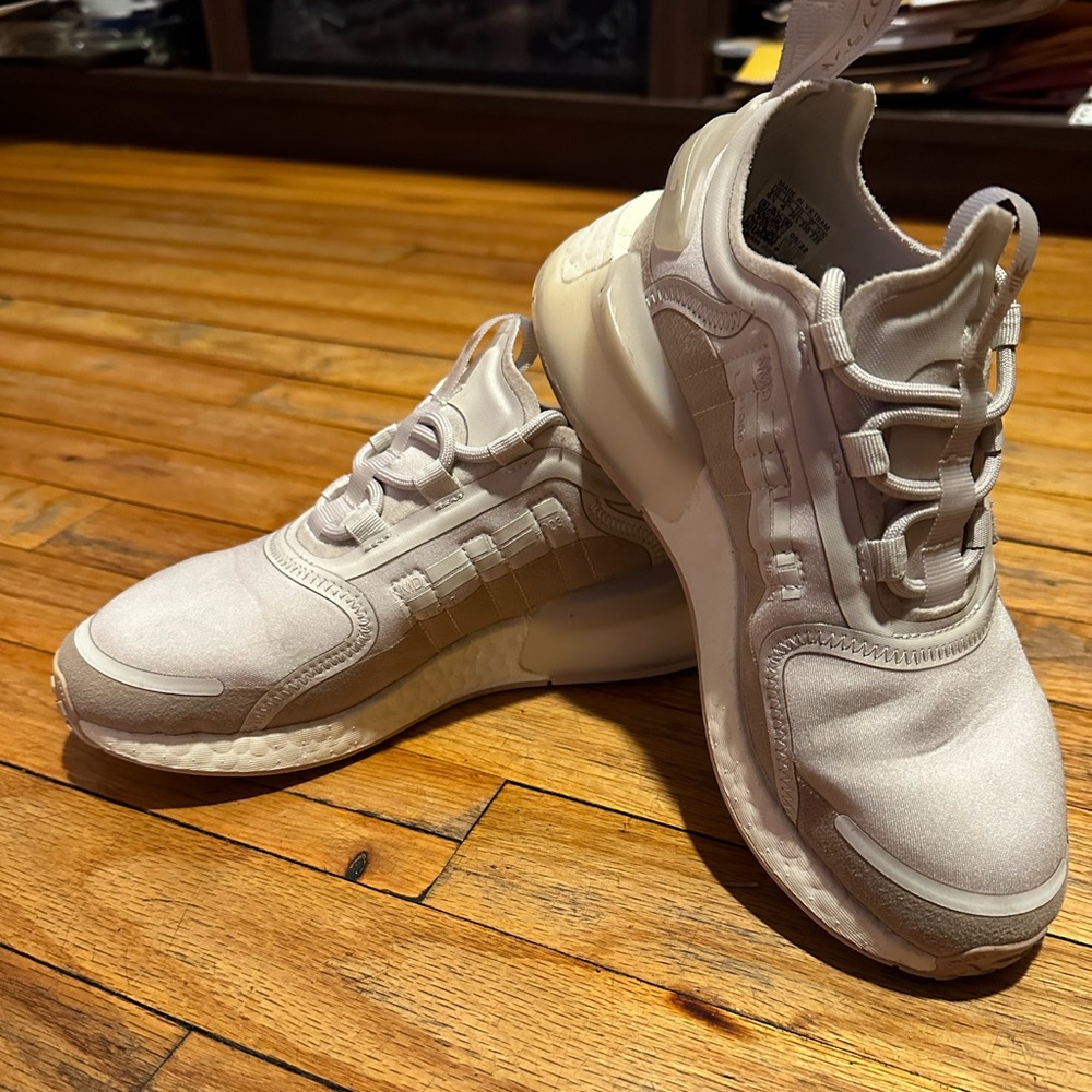 Addidas sneakers